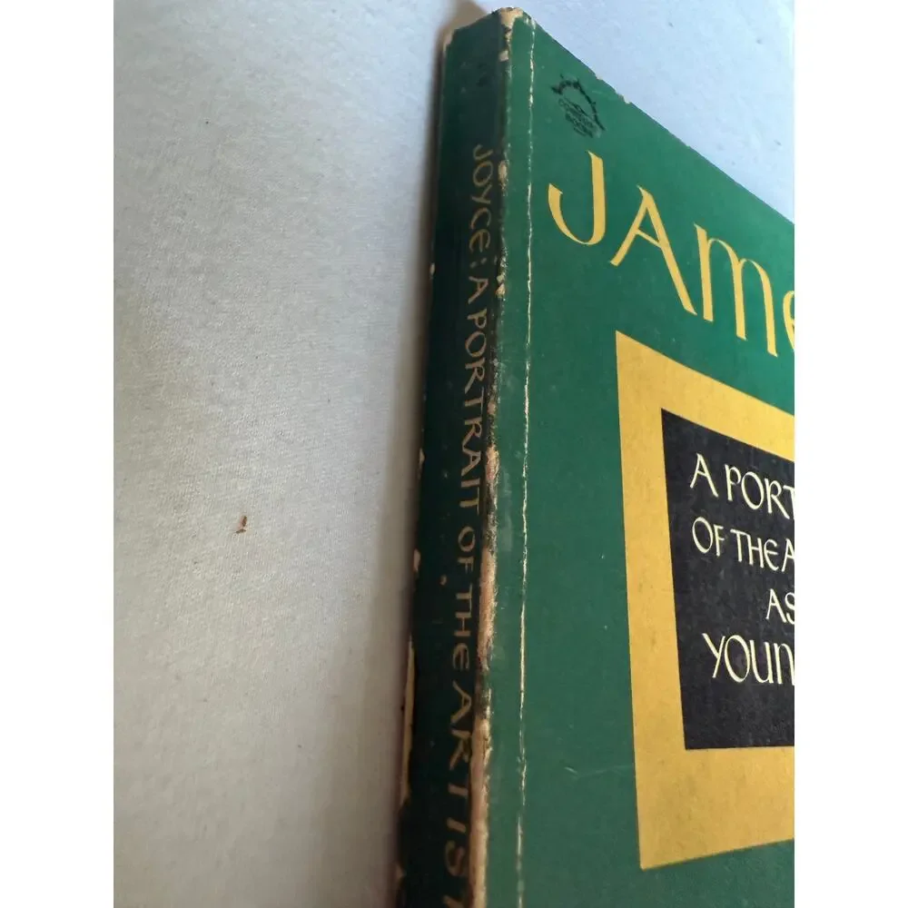A Portrait of The Artist as a Young Man - James Joyce - 1964- Paperback